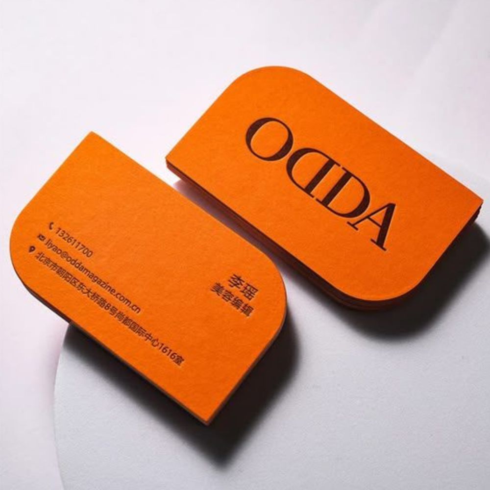 مهمترین نکات در طراحی کارت ویزیت مدرن در سال ۲۰۲۵